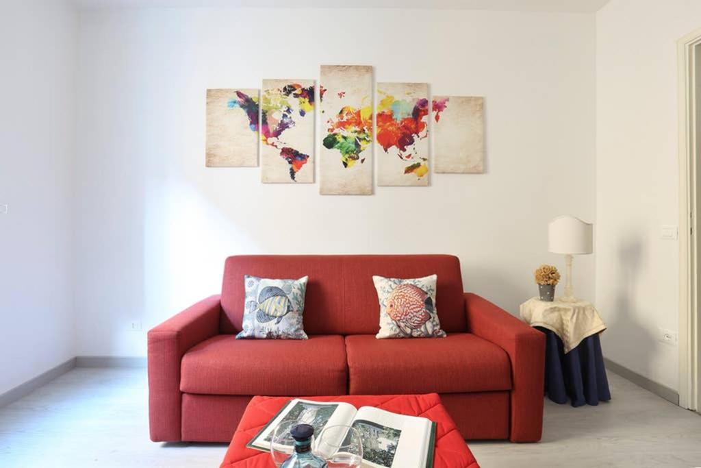 Miky'S Apartment Lucca Bagian luar foto